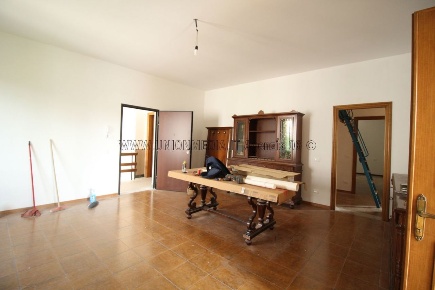Foto Appartamento a Arcola Centro di 95 m² con 5 locali in affitto