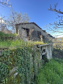 Foto Villa singola in Via Valle 13, Vezzano Ligure di 43 m² con 3 locali