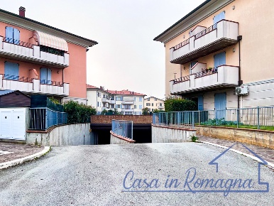 Foto Posti auto in Via dei Mille, San Mauro Pascoli Centro di 27 m²