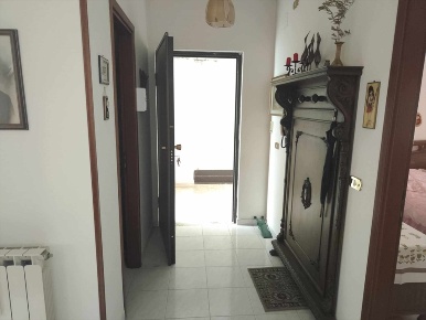 Foto Appartamento in Via Alcide de Gasperi 1, Rogliano Centro di 90 m²