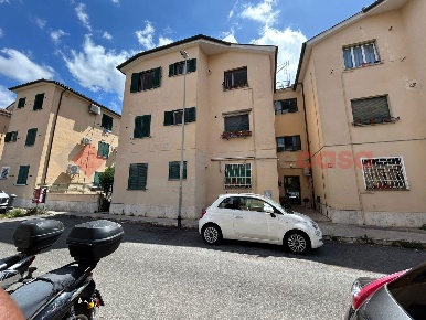 Foto Appartamento in dei Rezzonico, Roma Casetta Mattei - Corviale di 53 m²