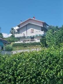 Foto Appartamento in Viale Domenico Vitali 36, Bellagio Centro di 50 m²