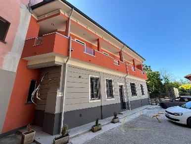 Foto Appartamento a Lodi Fanfani di 110 m² con 4 locali in vendita