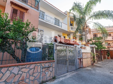 Foto Villa a schiera in Gianbattista Vico, Villaricca di 110 m² in vendita