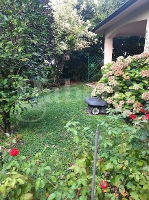 Foto Villa singola in Via MONSIGNOR GENNARI 26, Codogno Centro di 288 m²