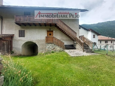 Foto Casa indipendente in VIA DON GIUSEPPE ARVEDI, Peio di 200 m²