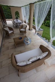 Foto Villa unifamiliare a Forte dei Marmi Centro di 200 m² con 13 locali