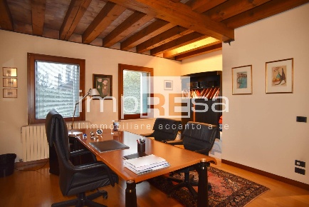 Foto Ufficio in VIALE MONTE GRAPPA, Treviso Eden - Tribunale di 98 m²