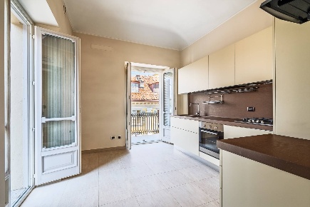 Foto Appartamento in Via San Quintino, Torino Piazza Solferino di 98 m²