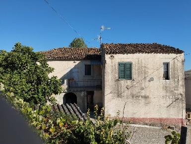 Foto Casa indipendente in Caprafico Stada Statale 81, Teramo di 80 m²