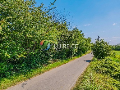 Foto Terreno agricolo in via cascina corte anna, Busnago di 2180 m²