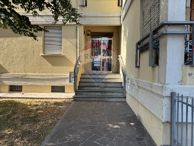 Foto Appartamento in Via Bixio, Casalmaggiore Centro di 175 m² con 4 locali