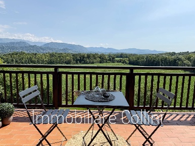 Foto Appartamento in Zegliacco, Treppo Grande Centro di 94 m² con 4 locali