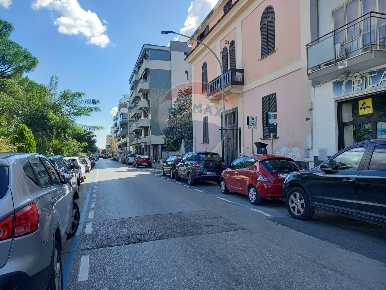 Foto Appartamento in Via Unità Italiana, Caserta Corso Trieste di 92 m²