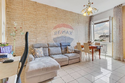 Foto Appartamento in Via Manin, Brugherio Centro di 81 m² con 3 locali