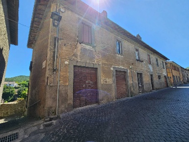 Foto Appartamento in Via Zuccari, Viterbo Bagnaia - La Quercia di 600 m²