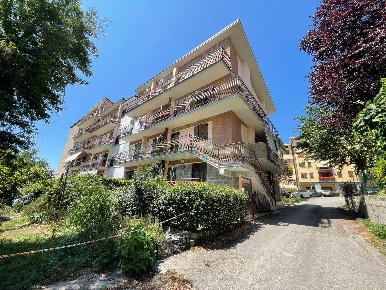 Foto Appartamento a Avellino A. Annarumma, A. Gasperi, F. Tedesco di 90 m²