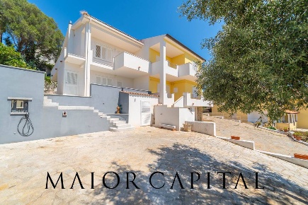Foto Villa bifamiliare in via Giovanni Battista, Budoni Agrustos di 160 m²