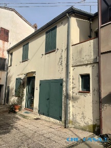 Foto Case semi ndipendenti in Via Don Mariotti, Gemmano Centro di 200 m²