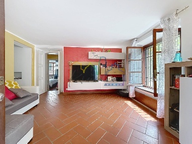 Foto Appartamento a San Giuliano Terme San Giuliano Terme Paese di 86 m²