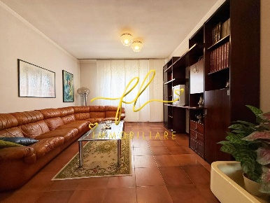 Foto Appartamento a Cecina Cecina Centro di 103 m² con 4 locali in vendita