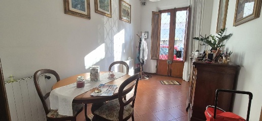 Foto Appartamento a Viareggio Centro di 74 m² con 4 locali in vendita