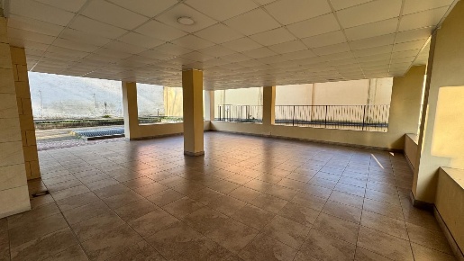 Foto Magazzino a Sesto San Giovanni Rondò - Torretta di 221 m² con 1 locali
