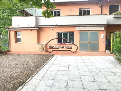 Foto Villa a schiera a Capannori Lammari - Lunata di 170 m² con 5 locali