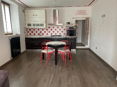 Foto Casa indipendente a Lamporecchio Centro di 100 m² con 4 locali