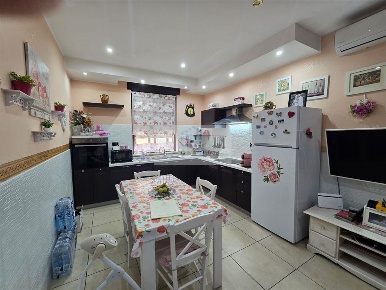 Foto Appartamento in VIA DOMENICO RUGGERI, Siracusa Bosco Minniti di 78 m²