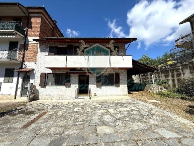 Foto Casa indipendente in Via Diaz, San Colombano al Lambro Centro