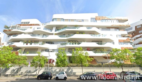 Foto Box in Via Senofonte, Milano City Life di 30 m² con 1 locali