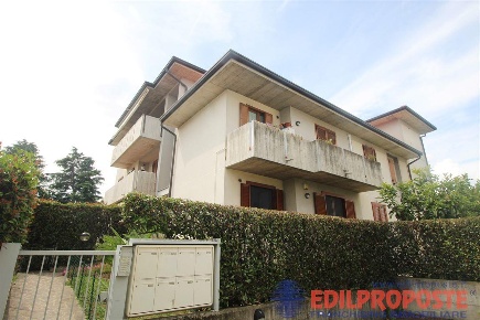 Foto Appartamento a Ceriano Laghetto Centro di 91 m² con 3 locali