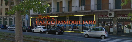 Foto Negozio in VIALE CERTOSA, Milano Certosa di 175 m² in affitto