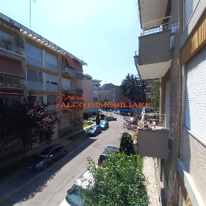 Foto Appartamento in Via Fonzaso, Milano San Siro di 94 m² con 3 locali