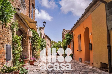 Foto Locale commerciale in via dei signori, Santarcangelo di Romagna