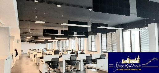 Foto Ufficio in Via Durando, Milano Bovisa di 1600 m² con 20 locali