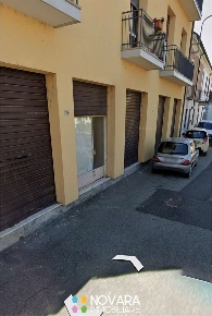 Foto Negozio a Robbio di 35 m² con 2 locali in vendita
