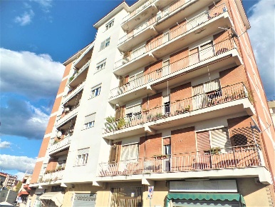Foto Appartamento in Via Francesco Brighindi snc, Frosinone di 98 m²