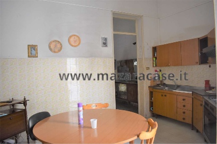Foto Casa indipendente a Mazara del Vallo di 100 m² con 1 locali in vendita