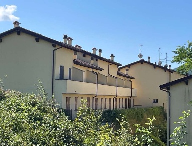 Foto Appartamento in Via Antonio Vivaldi, Monghidoro Centro di 103 m²