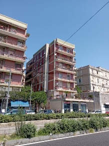 Foto Appartamento in viale della libertÃ, Messina di 127 m² con 4 locali