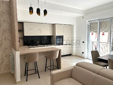 Foto Appartamento in via ruggero settimo 24, Caltanissetta Centro di 90 m²