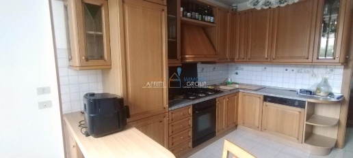 Foto Appartamento in Via Poggioletto 21, Massa Centro di 130 m² in vendita