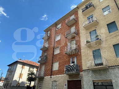Foto Appartamento in Via ADAMELLO 77, Torino Pozzo Strada di 57 m²