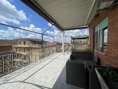 Foto Attico in Via Francesco Di Benedetto 273, Roma Romanina di 87 m²