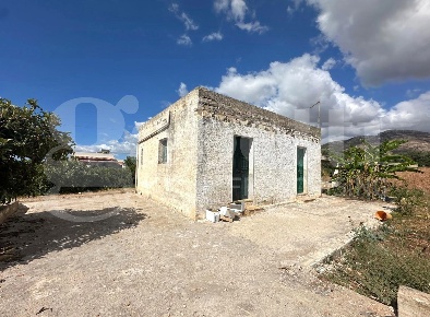Foto Villa unifamiliare in PETRARA, Avola di 70 m² con 4 locali in vendita