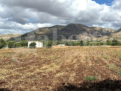 Foto Villa unifamiliare in PETRARA, Avola di 70 m² con 4 locali in vendita