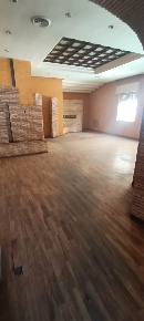 Foto Negozio in Viale Trieste 110-112, Caltanissetta Centro di 180 m²