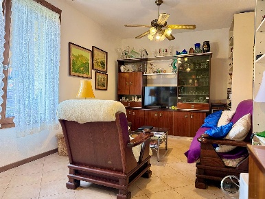 Foto Appartamento in Vai Alesandro Manzoni 11, Santa Maria di Sala di 99 m²